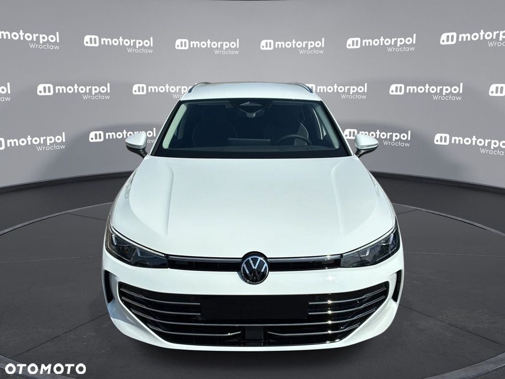 Volkswagen Passat Variant - 2