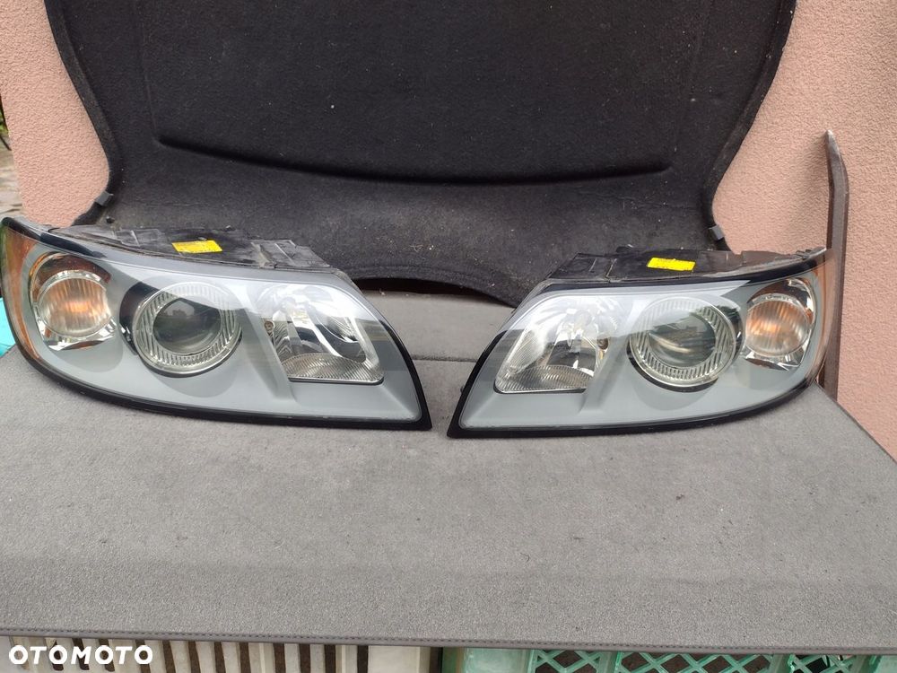 lampy volvo v50 ew. s40 zwykłe komplet eu całe - 1