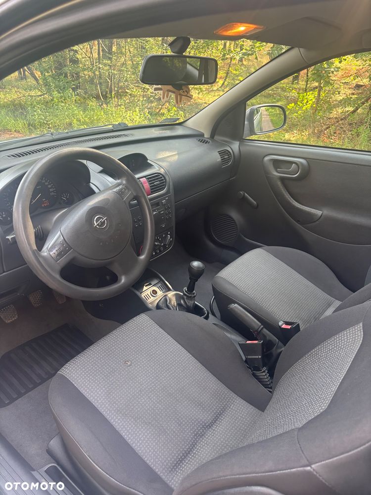 Opel Corsa 1.0 12V Cosmo - 9