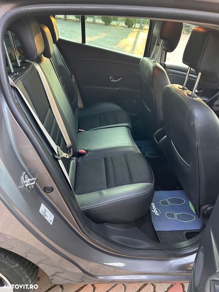 Renault Megane ENERGY dCi 110 EDC BOSE EDITION - 6