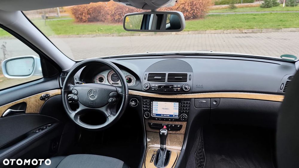 Mercedes-Benz Klasa E 320 CDI Avantgarde - 37