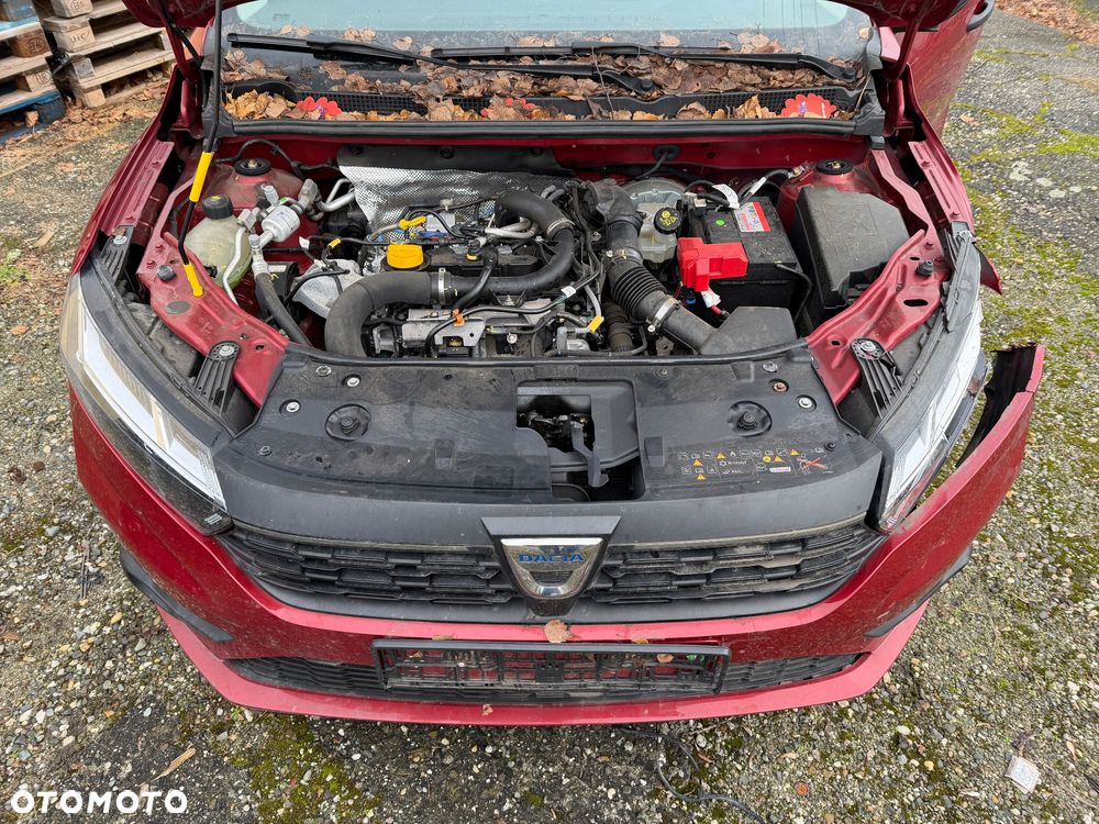 Dacia Sandero TCe 90 Essential - 11