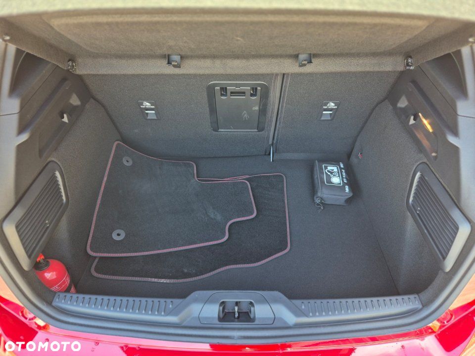 Ford Focus - 13