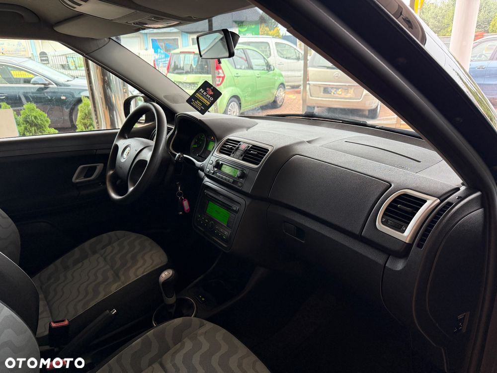 Skoda Fabia 1.6 16V Style - 26