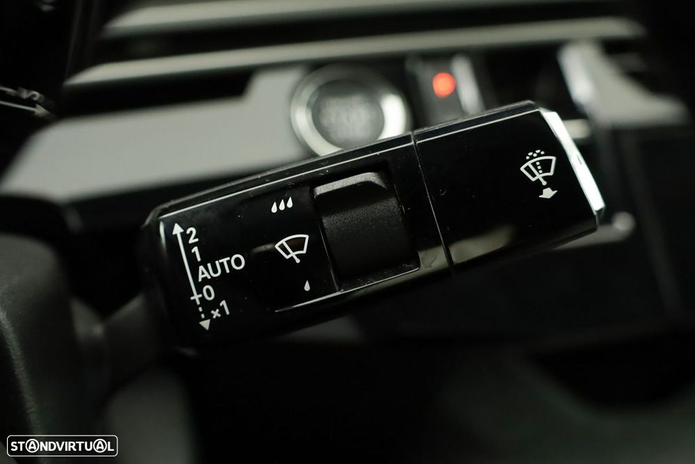 Peugeot 3008 1.2 Hybrid Allure e-DCS6 - 17