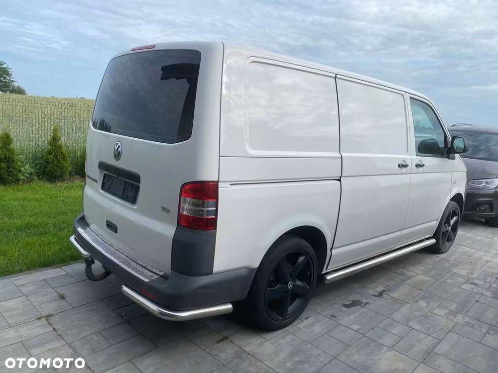 Volkswagen Transporter - 3