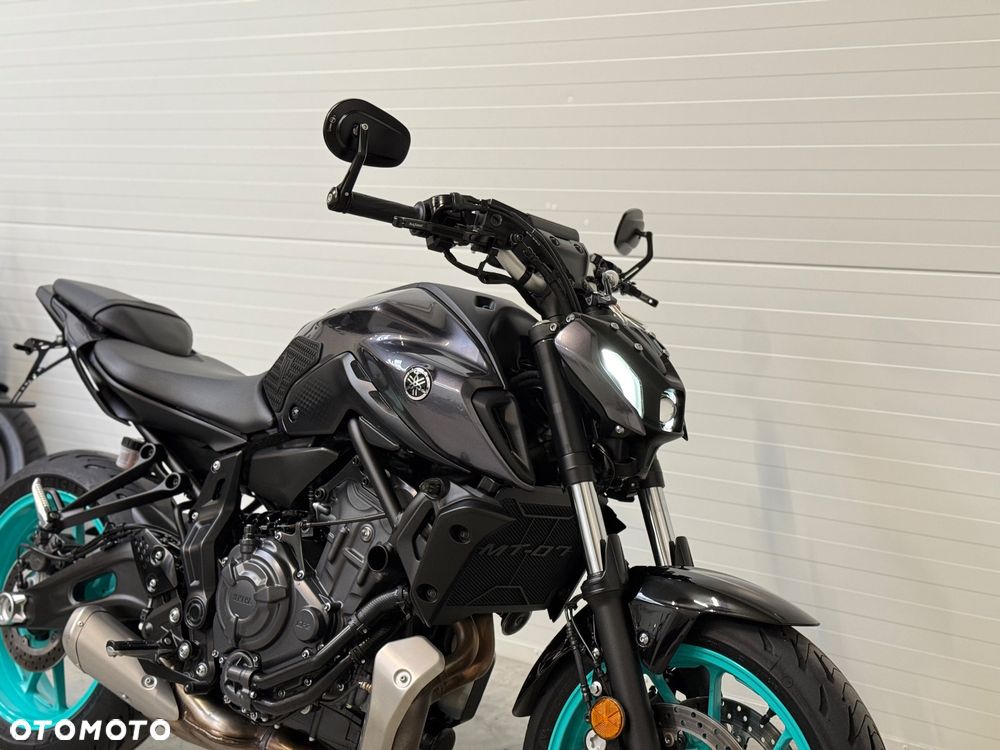 Yamaha MT - 8