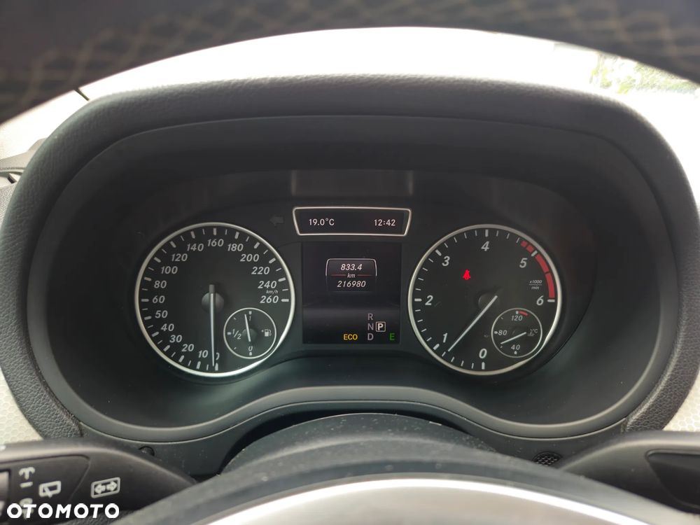 Mercedes-Benz Klasa B 180 (CDI) d 7G-DCT - 17