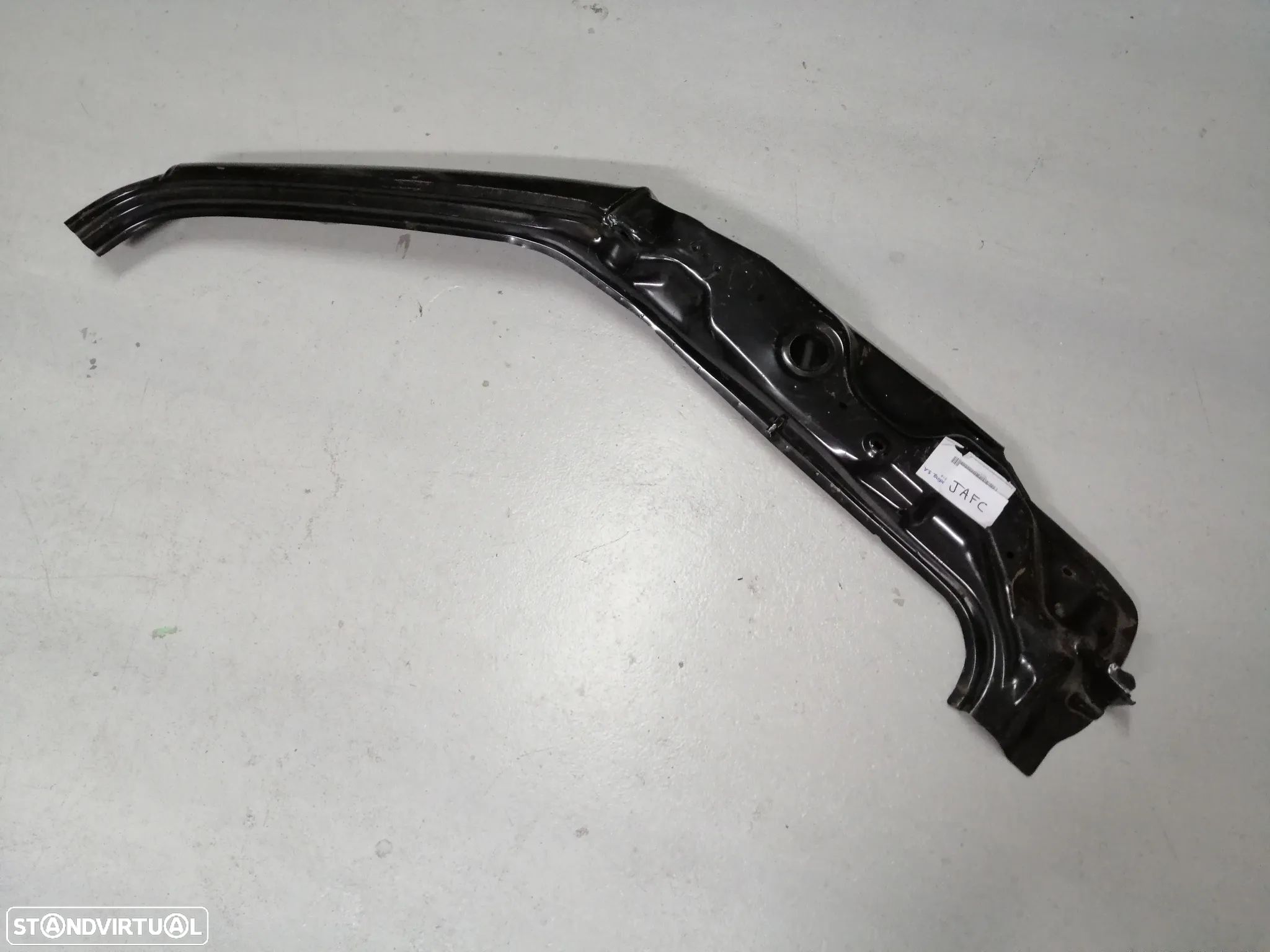 Pilar da cabine Toyota Dyna 150 ,250 e 280 NOVO - 1