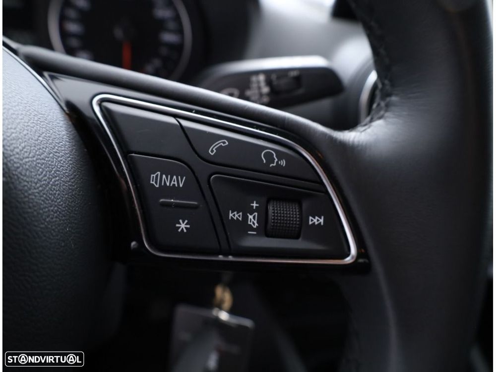 Audi Q2 35 TFSI Advanced S tronic - 32