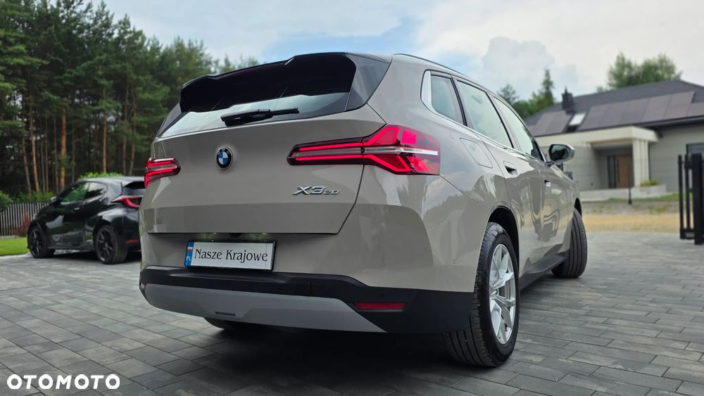 BMW X3 xDrive20 mHEV - 10