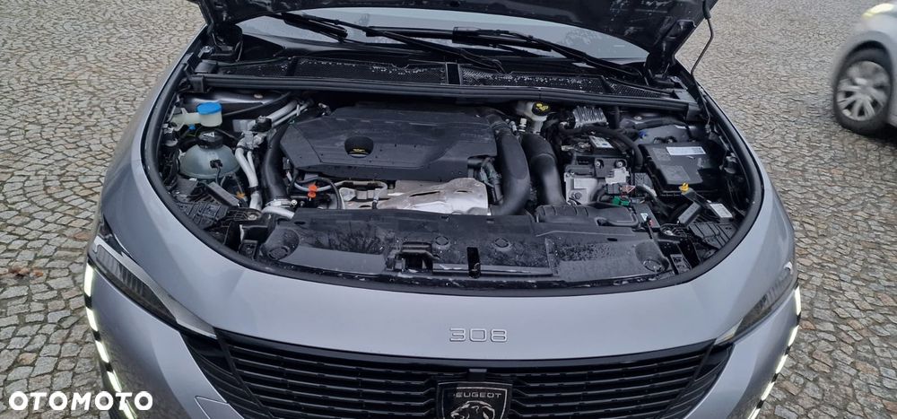 Peugeot 308 1.6 Hybrid PHEV Active Pack EAT8 - 24