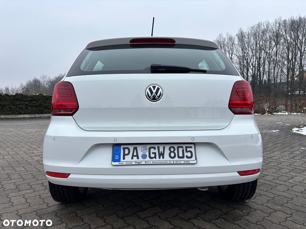 Volkswagen Polo 1.4 TDI Blue Motion Technology Lounge - 15