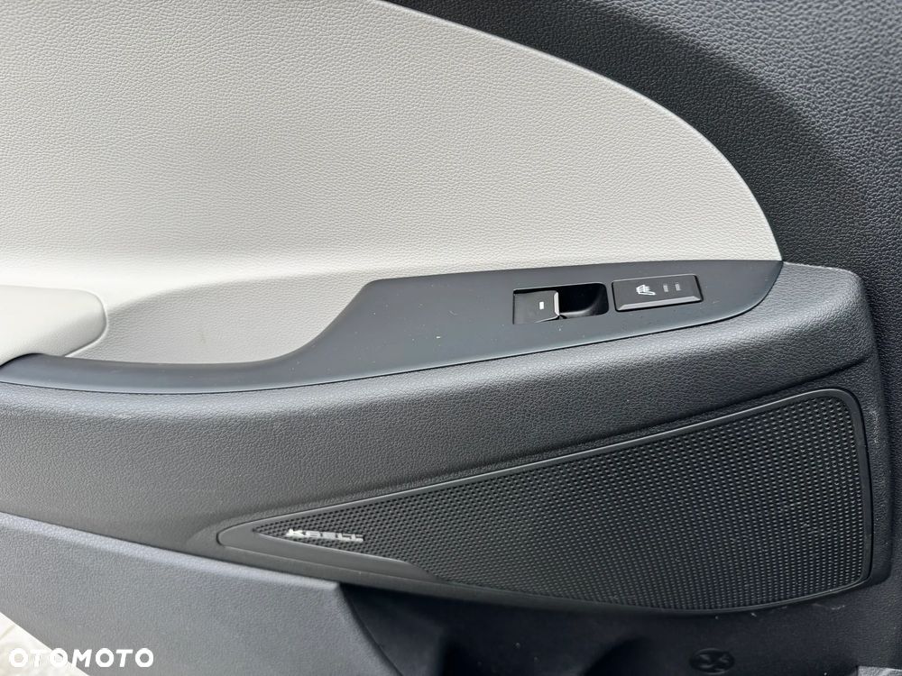 Hyundai Tucson blue 2.0 CRDi 4WD Premium - 16