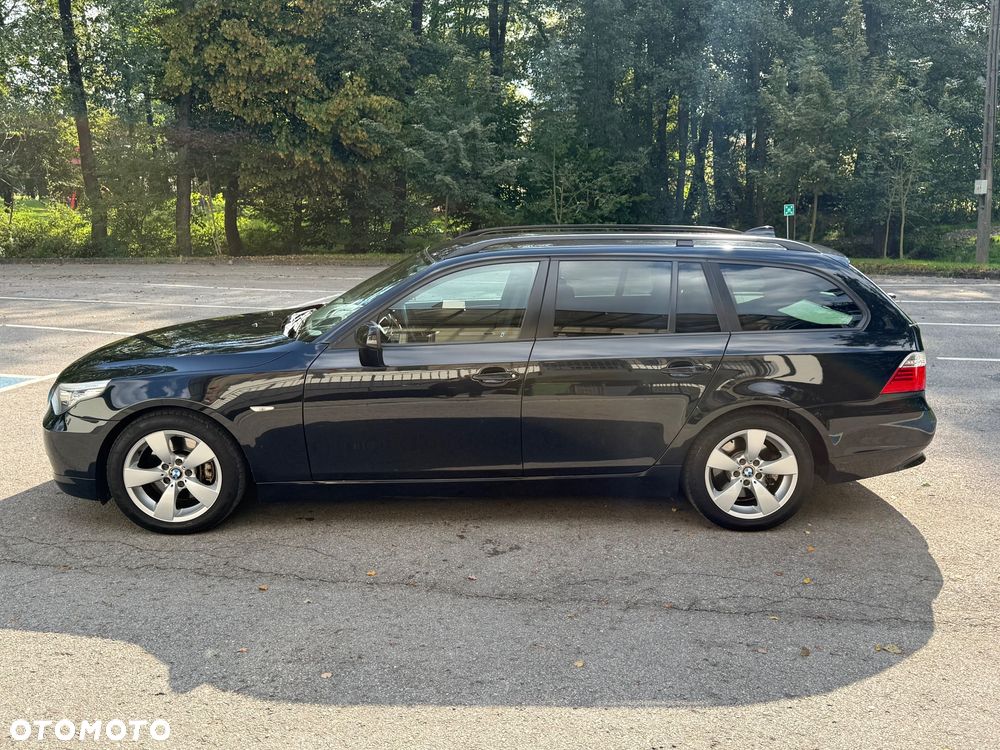 BMW Seria 5 525d Touring Edition Exclusive - 2