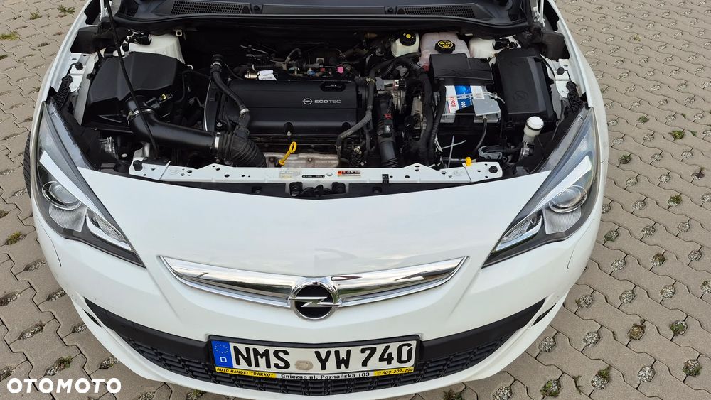 Opel Astra 1.6 Turbo Sport - 11