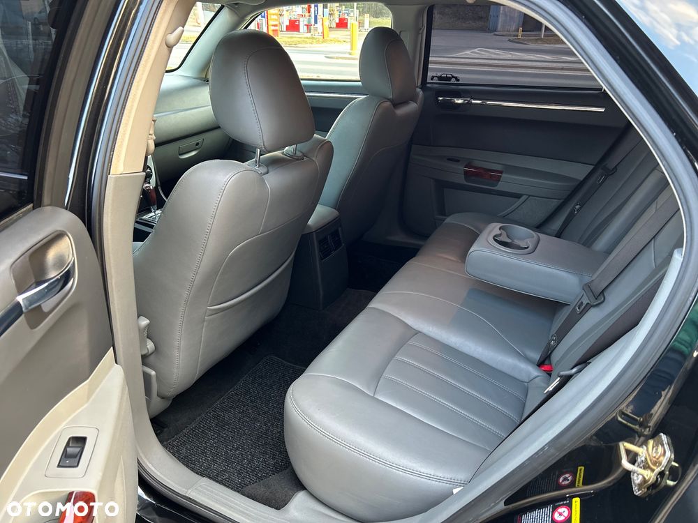 Chrysler 300C 5.7 Automatik - 12