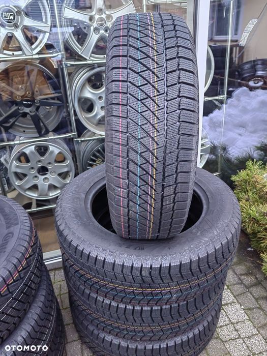 235/65R18 Viking WT6 ZIMA Lexus RX Audi Q5 Q7 ML GLE XC60 XC90 X5 X6 Jetour T2