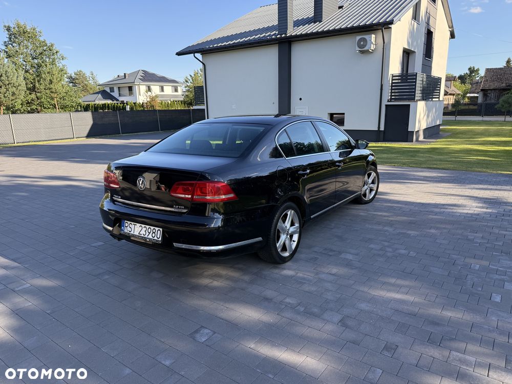Volkswagen Passat - 6