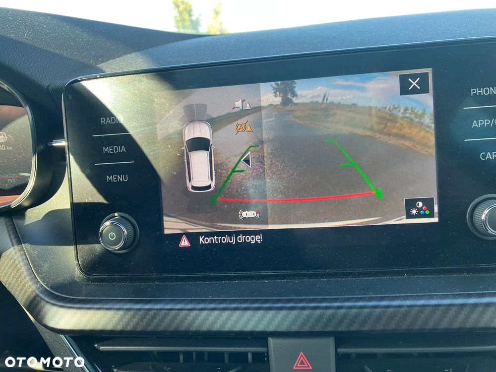 Skoda Kamiq 1.5 TSI Monte Carlo - 17
