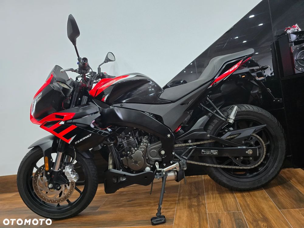 Aprilia Tuono - 8