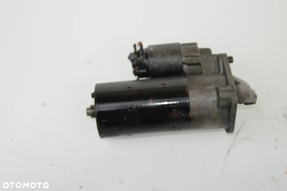 rozrusznik  volvo  s60 s80 v70 2.4 d5  automat - 2