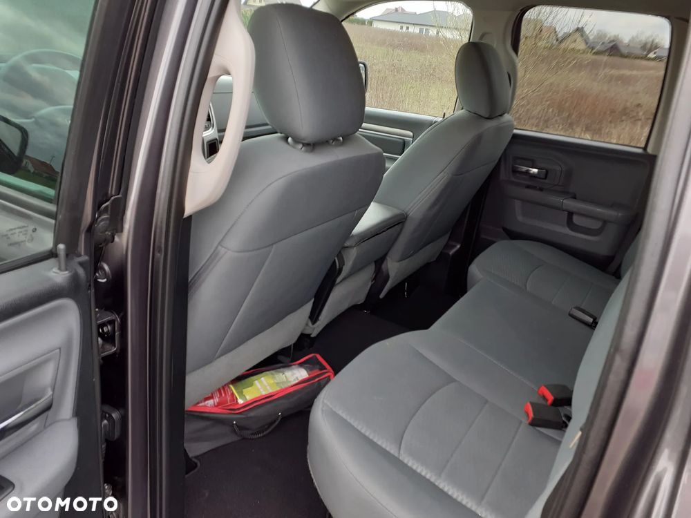 Dodge RAM 1500 5.7 4x4 - 16