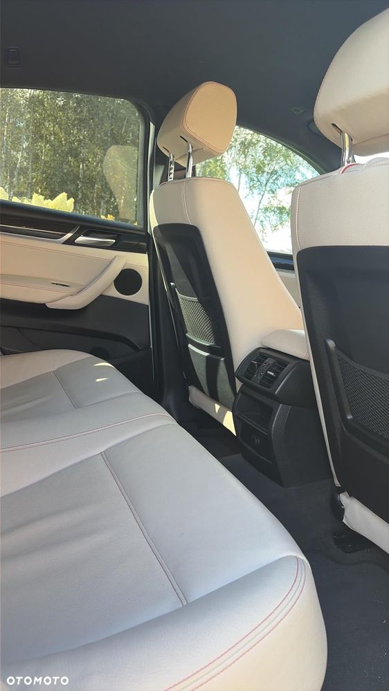 BMW X4 xDrive20i xLine - 30