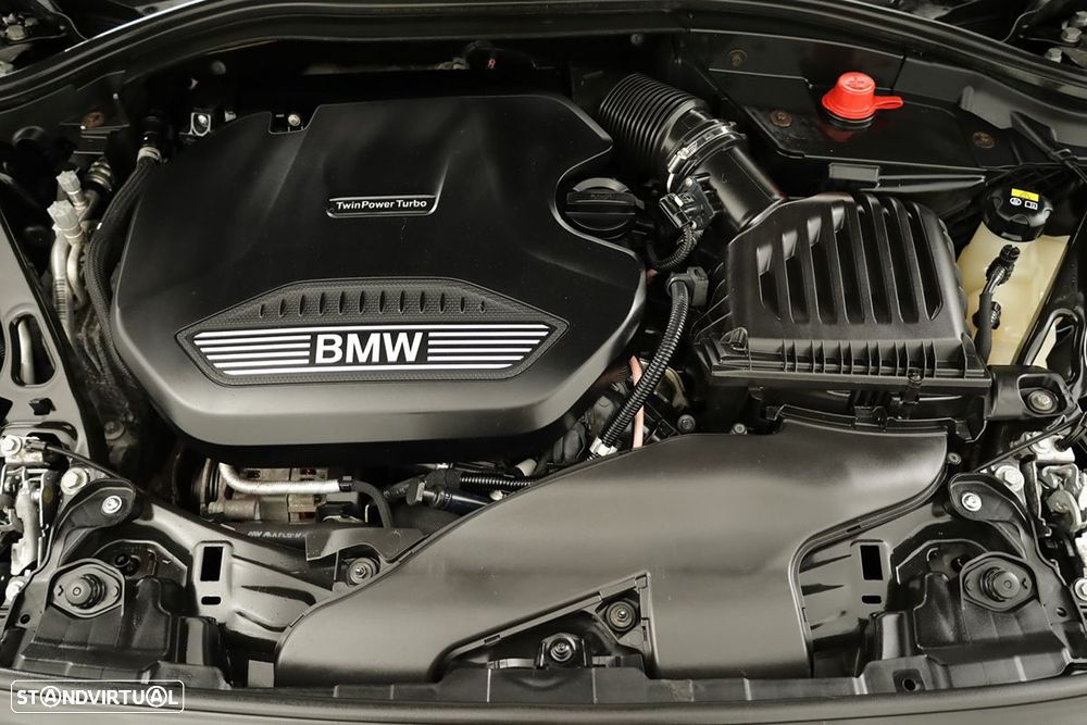 BMW 116 d Pack Desportivo M Auto - 24
