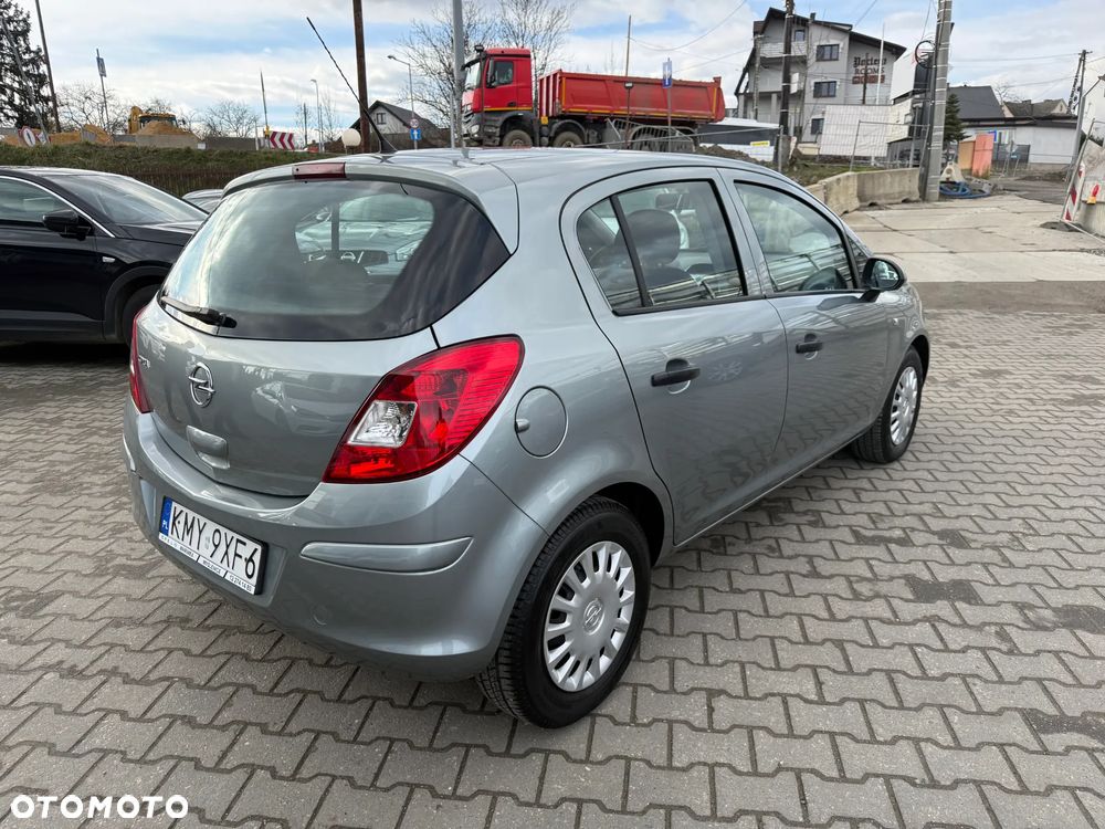 Opel Corsa 1.2 16V Edition / Active - 2