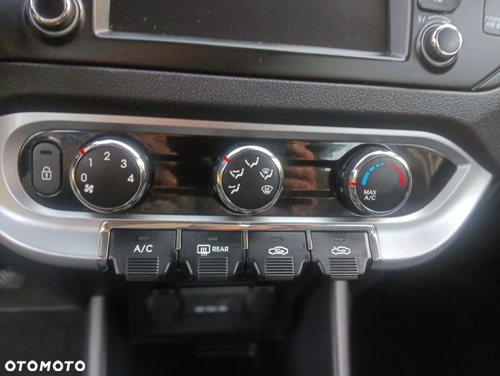 Kia Rio - 7
