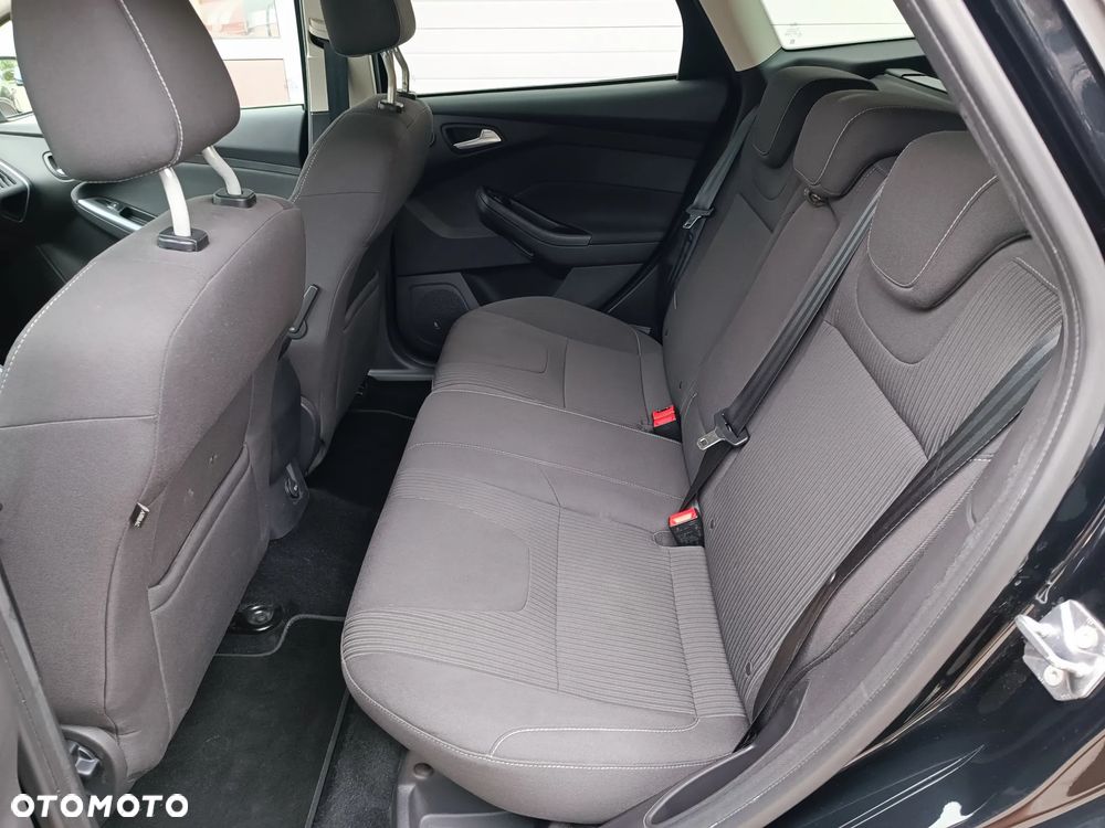 Ford Focus 1.6 EcoBoost Titanium - 27