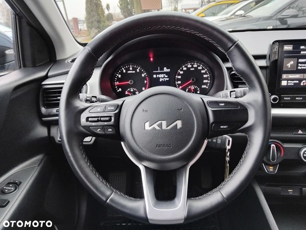 Kia Stonic 1.2 M - 11