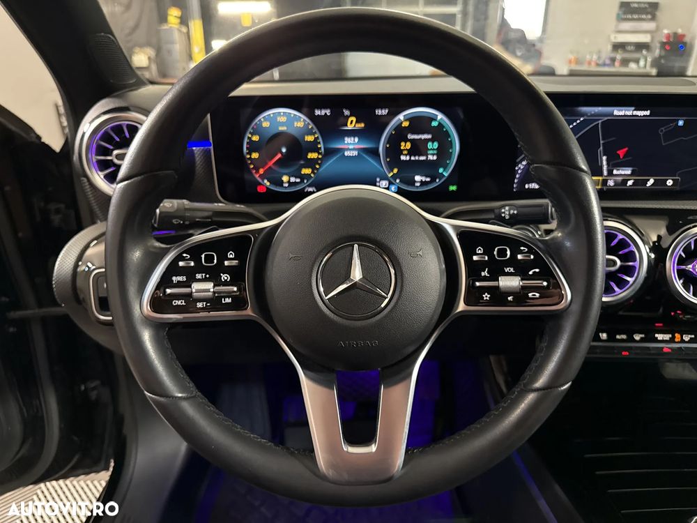 MERCEDES-BENZ A-Class 2020 — imagine 16