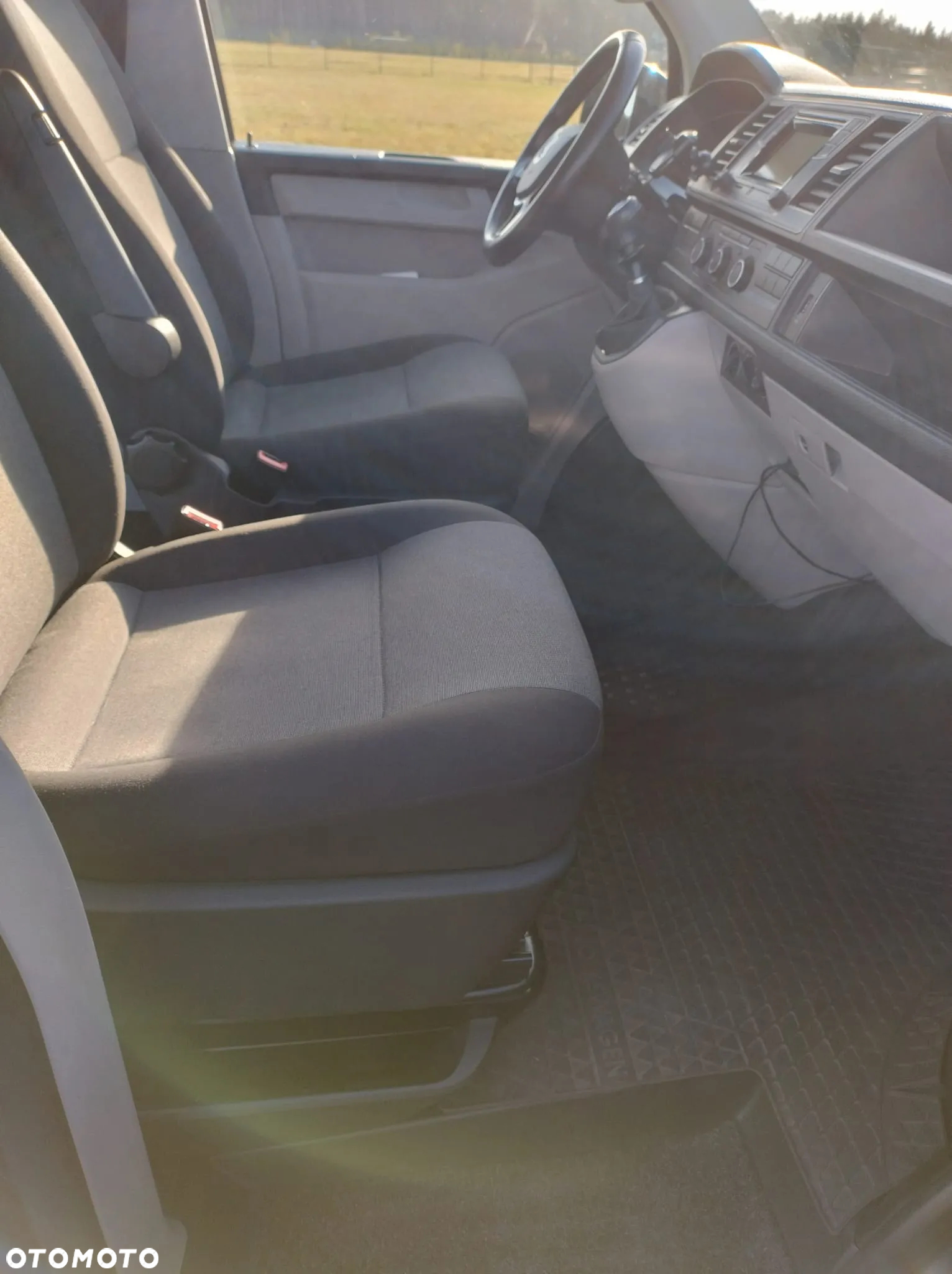 Volkswagen Transporter - 12