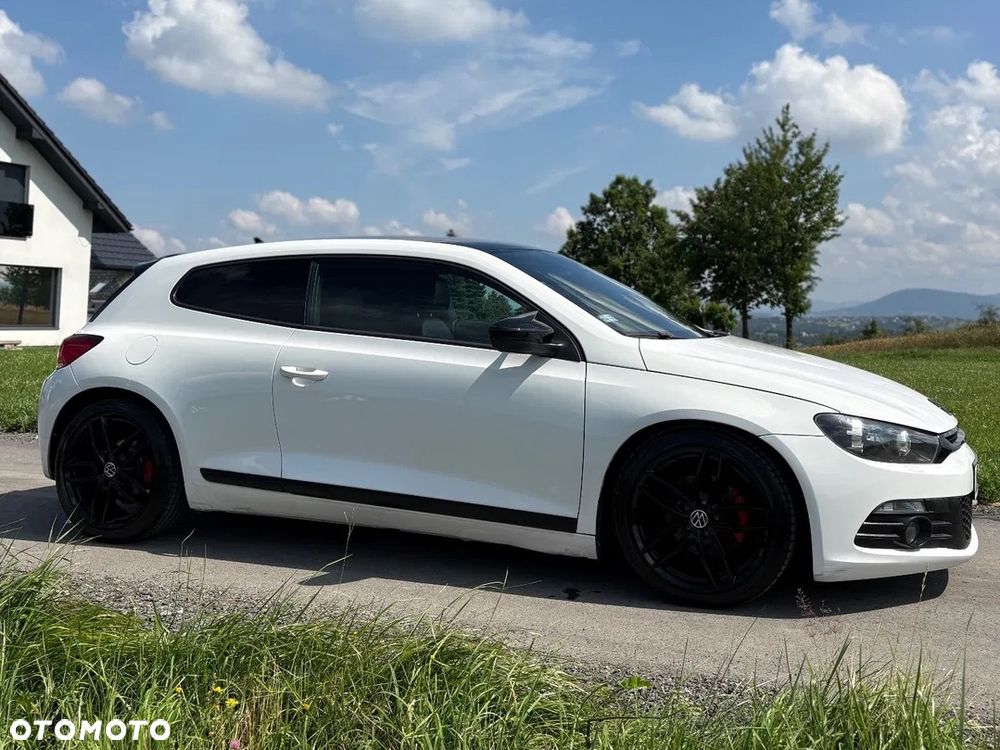 Volkswagen Scirocco 2.0 TDI DSG - 13