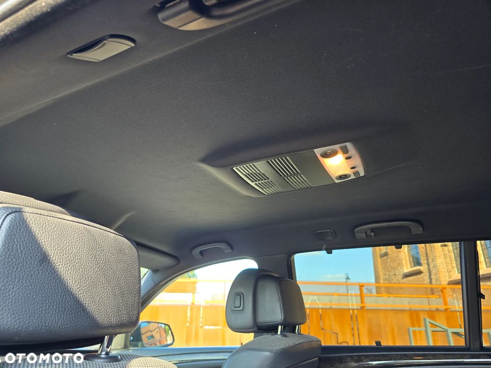 BMW Seria 5 520d Edition Exclusive - 19