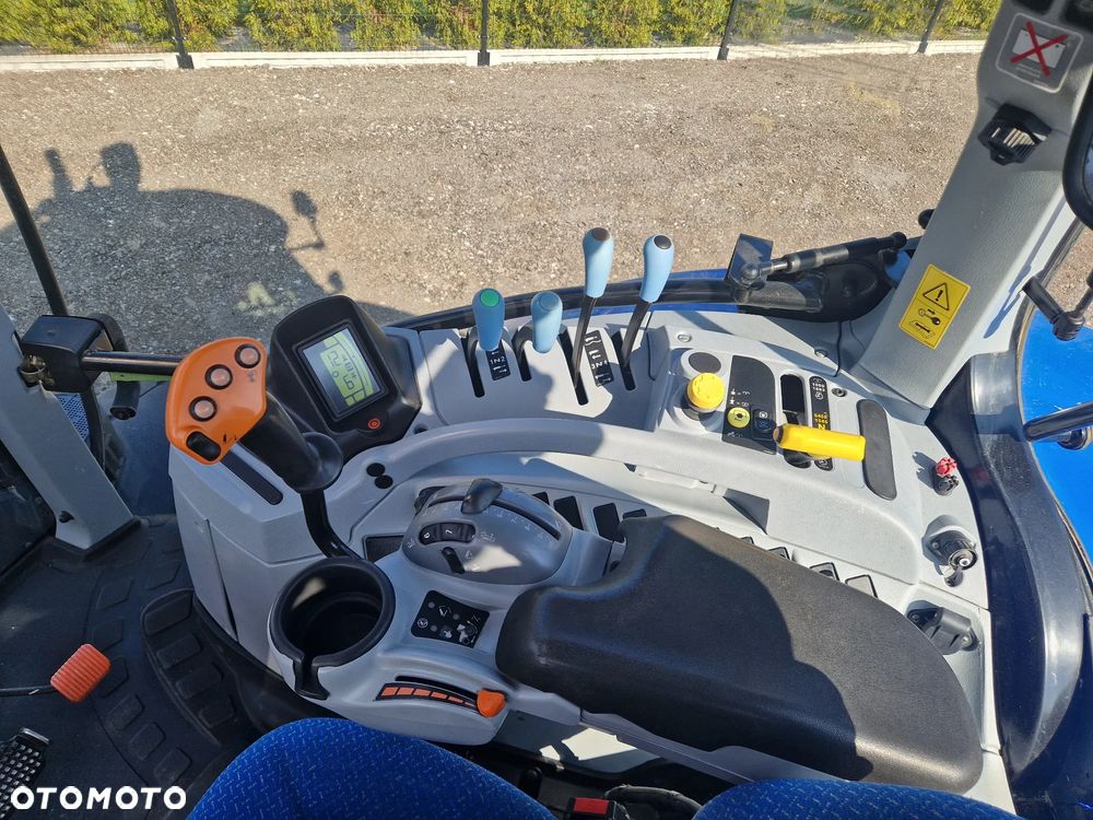 New Holland T7.200 - 8