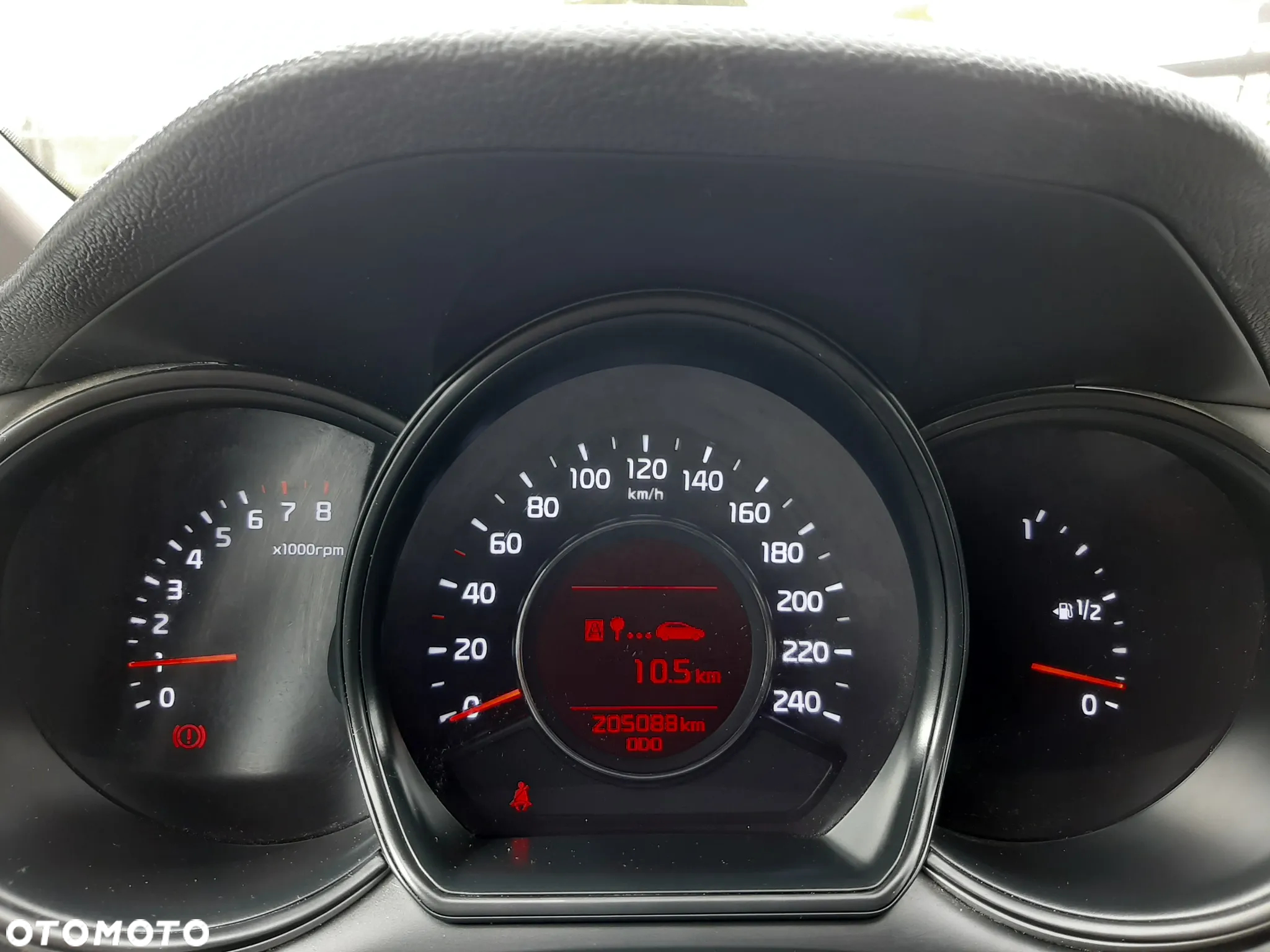 Kia Ceed 1.6 GDI SW Dream-Team Edition - 19