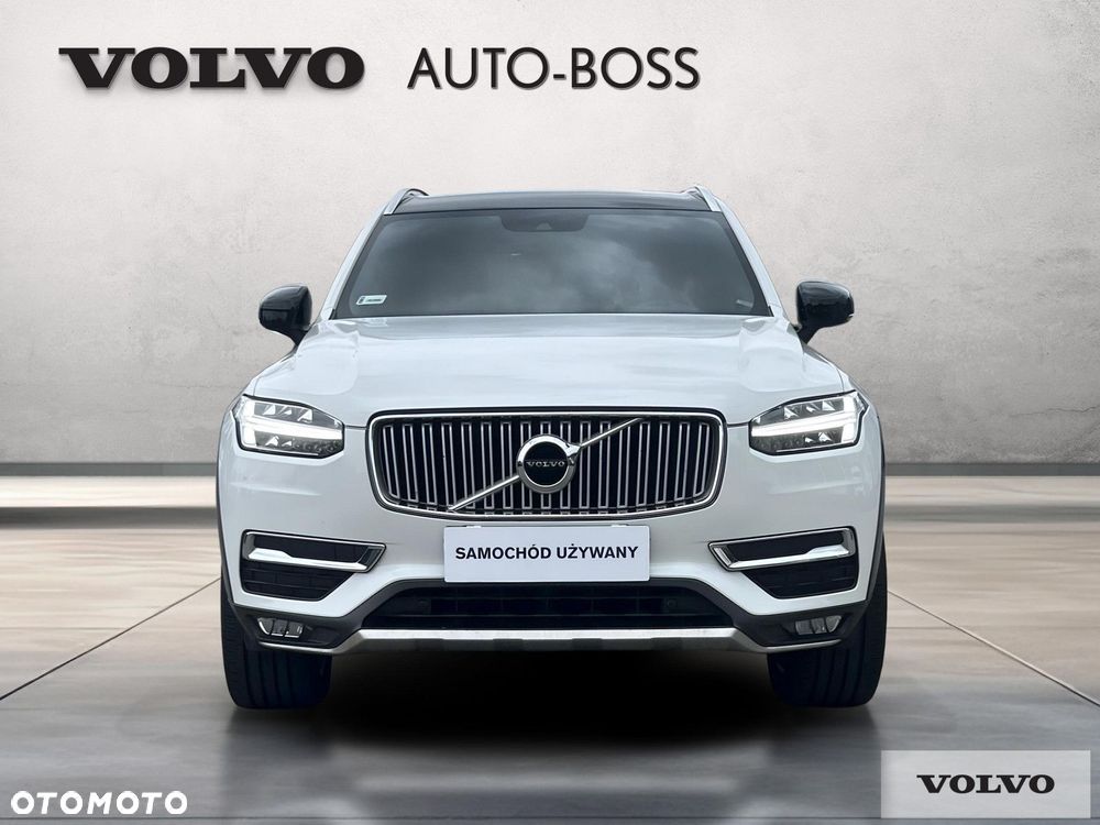 Volvo XC 90 - 8