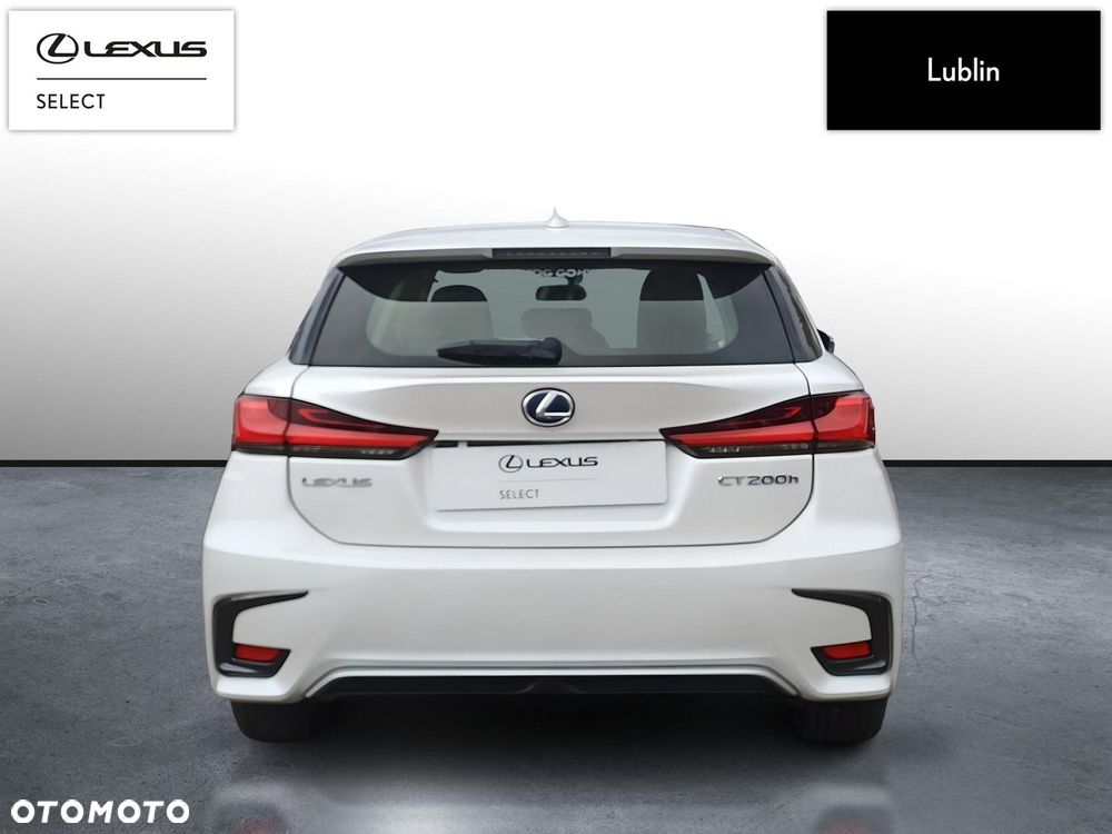Lexus CT - 4