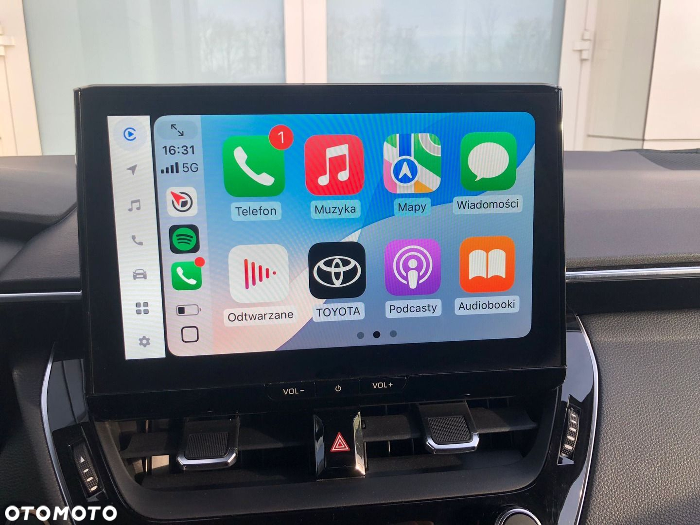 Toyota Corolla - 13