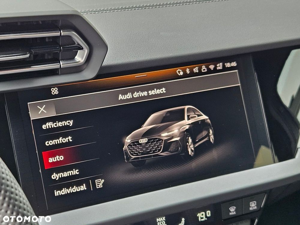 Audi A3 Limousine TFSI mHEV 110 kW S Line S tronic - 30