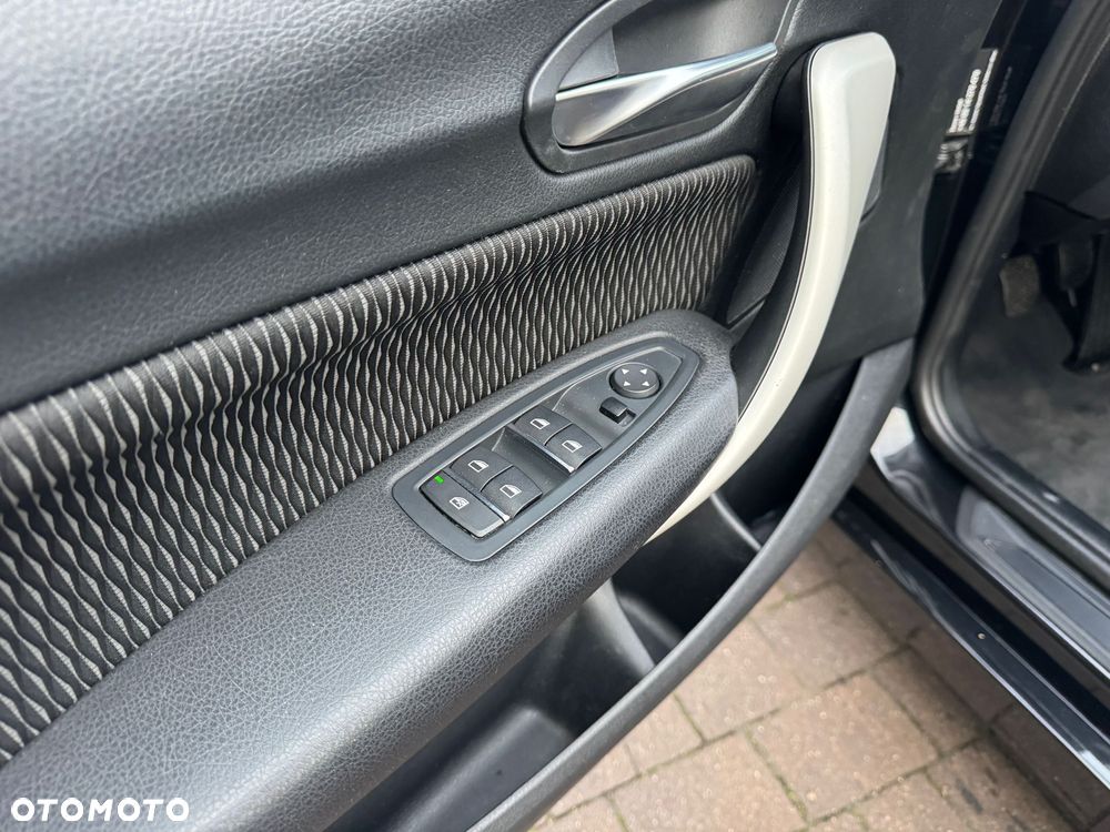 BMW Seria 1 116i - 19