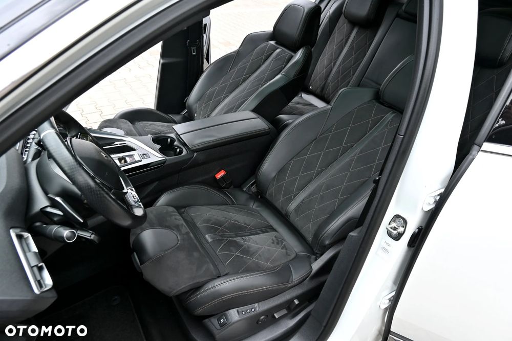 Peugeot 3008 2.0 BlueHDi GT S&S EAT8 - 31