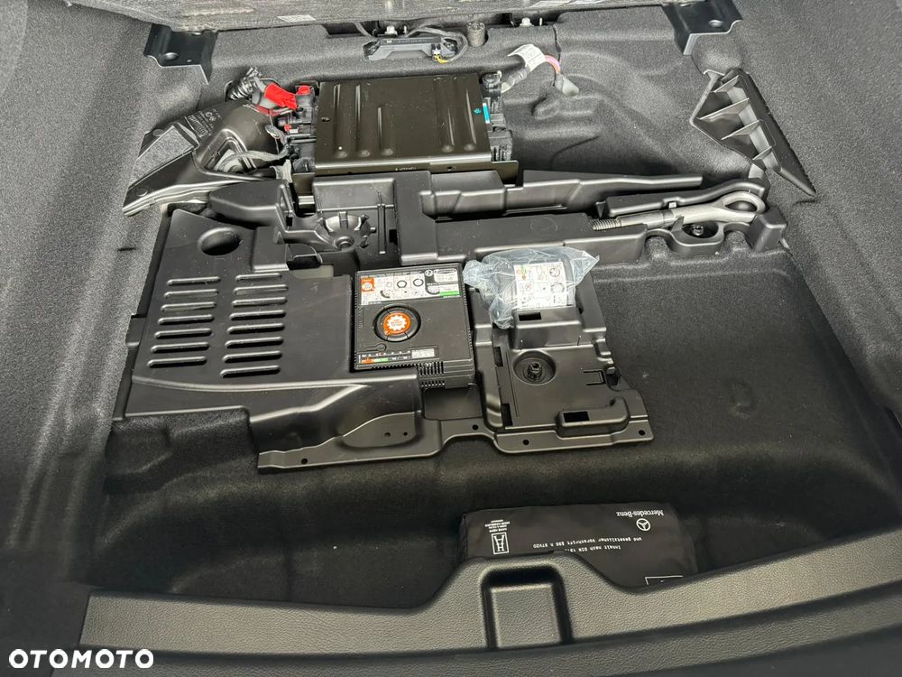 Mercedes-Benz CLA 200 AMG Line 7G-DCT - 22