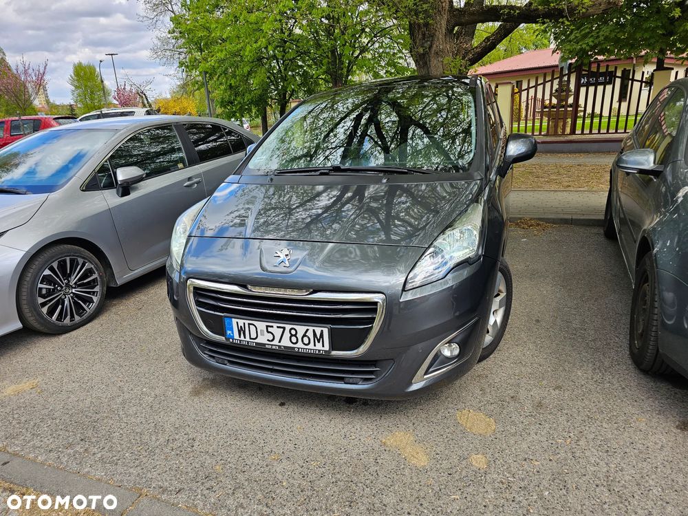 Peugeot 5008 HDI 115 Allure - 1