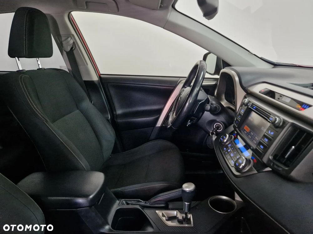Toyota RAV4 - 22