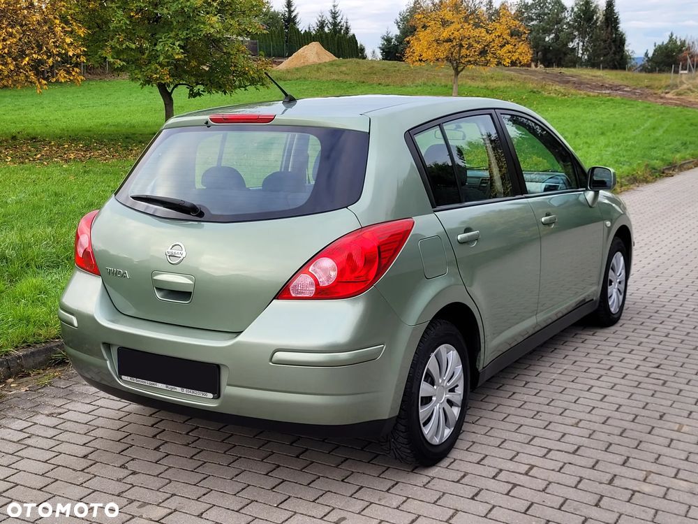 Nissan Tiida 1.6 Visia - 2