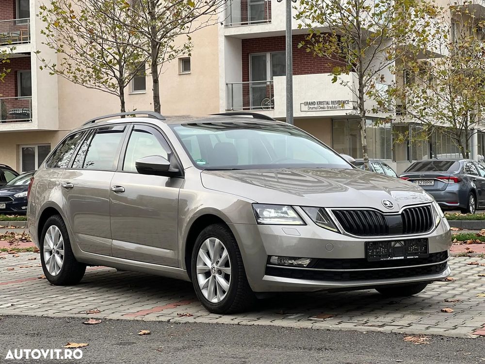 Skoda Octavia 1.5 TSI ACT DSG Clever - 13